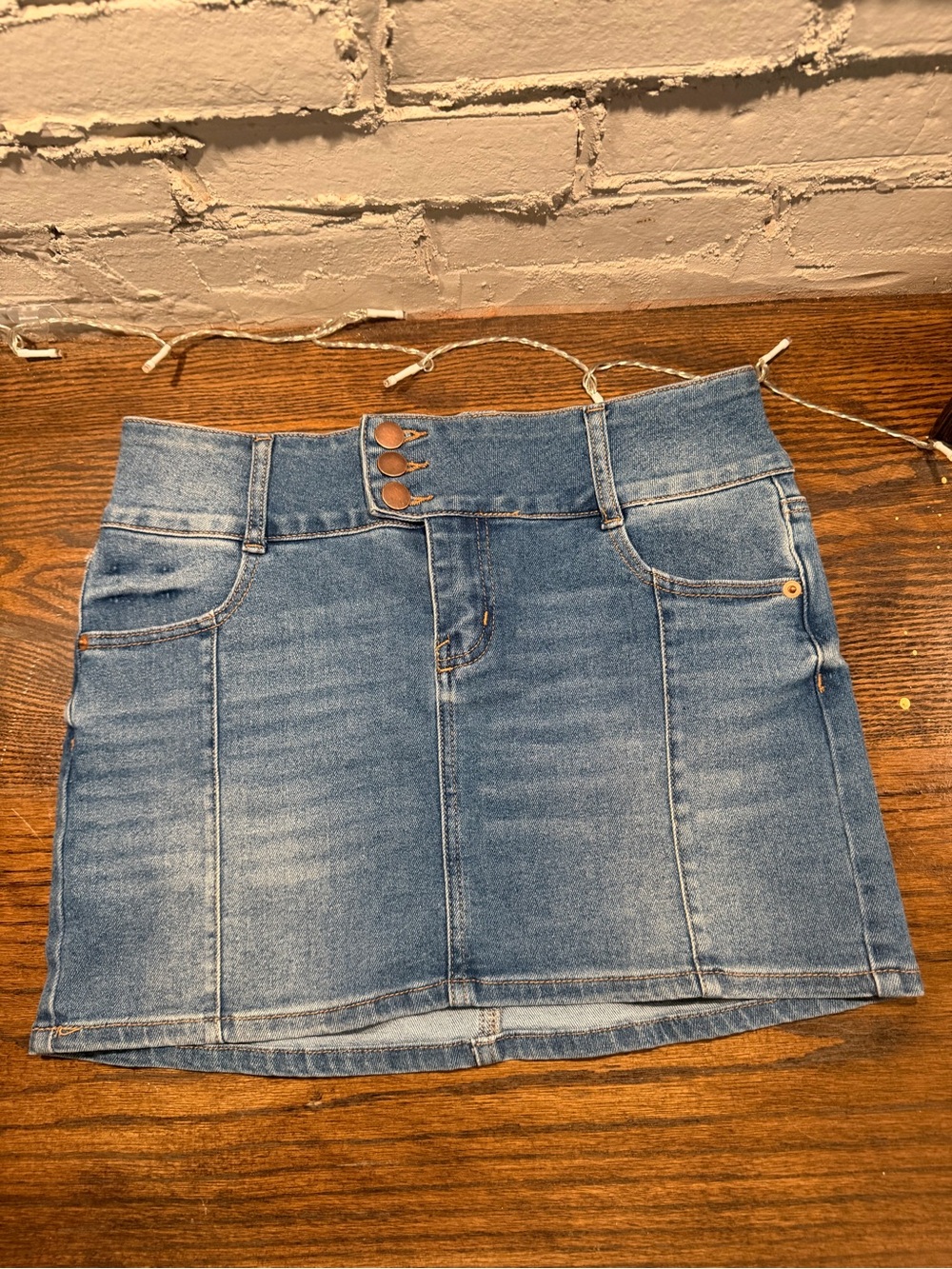 Windsor light blue denim skirt